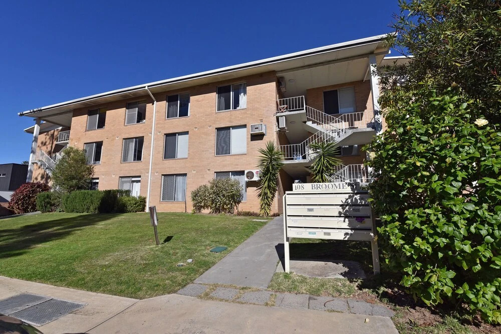 Cottesloe Beach Pines Apartment