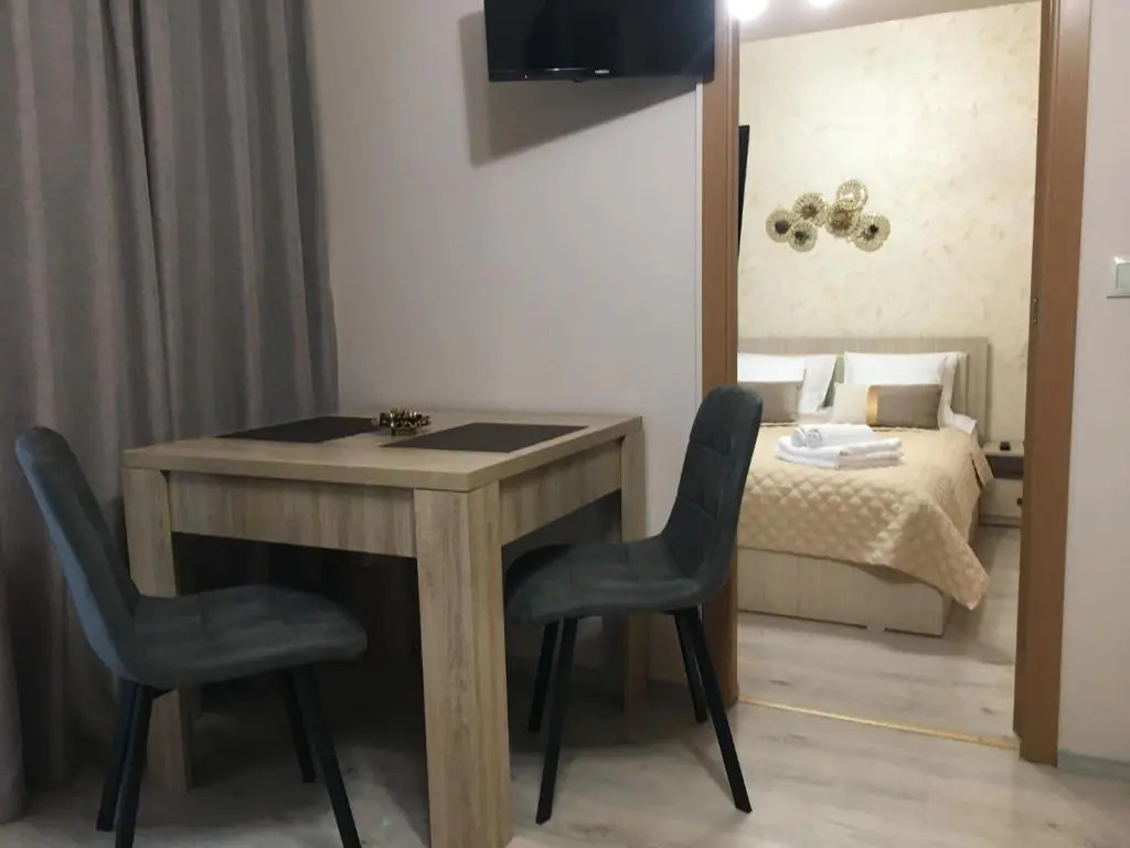 Maya Apartment