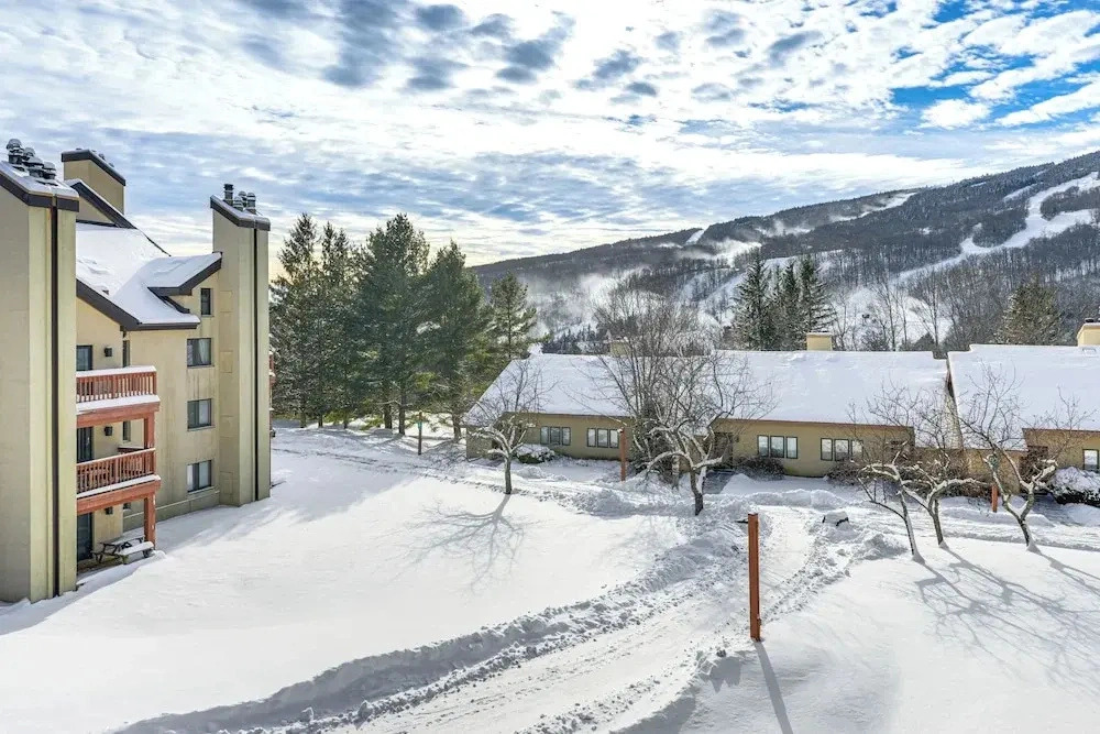 Hike, Bike & Swim: Mt Snow Condo w/ Resort Perks