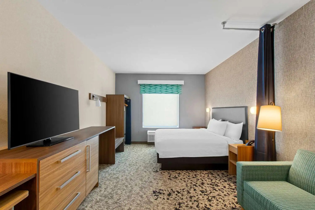 Home2 Suites By Hilton Hendersonville