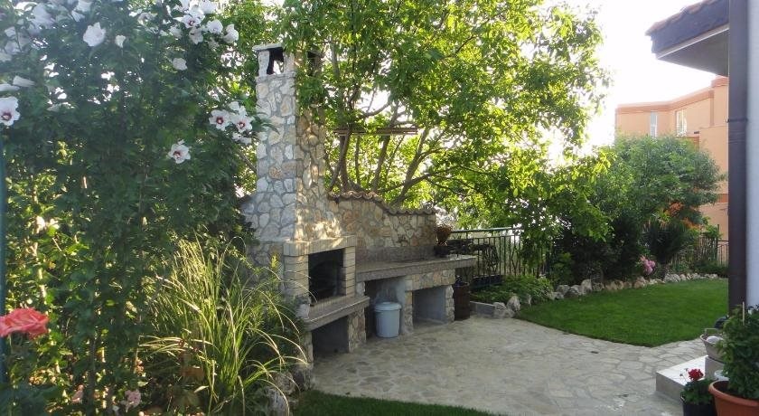 Zenith Guest House