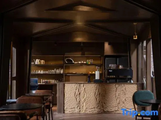 Jinghe Spring Mountain in View Coffee Resort Homestay