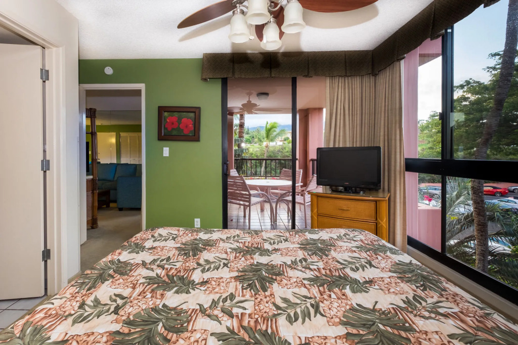 Kahana Falls Resort