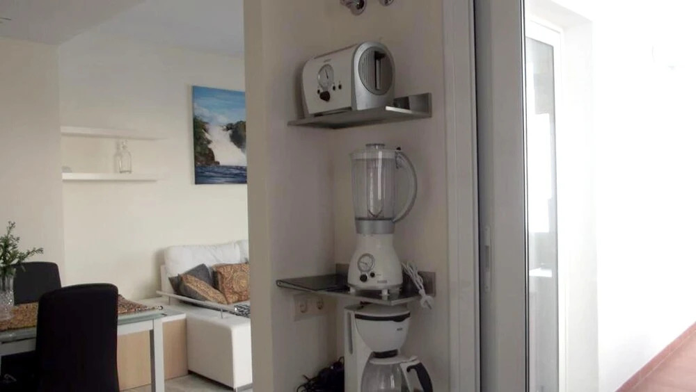 Apartment With 2 Bedrooms in Estepona, With Shared Pool and Furnished Terrace - 5 km From the Beach