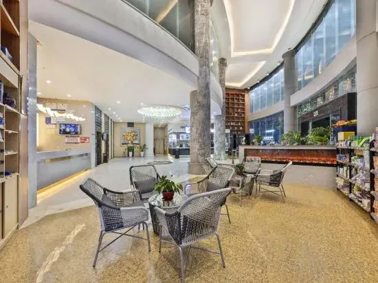 Xindi Hotel (Guangzhou Cultural Tourism City Huaguoshan Subway Station)