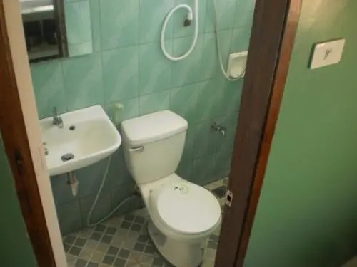 Baranda's Place Apartelle