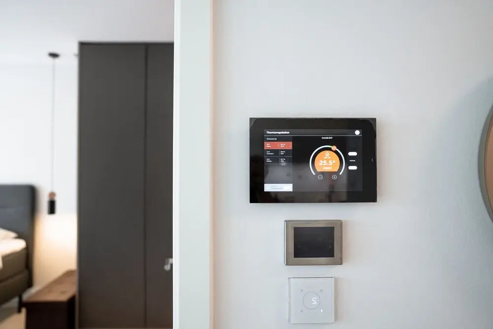 Comfy 1BR Apt w Balcony at Cloche dOr