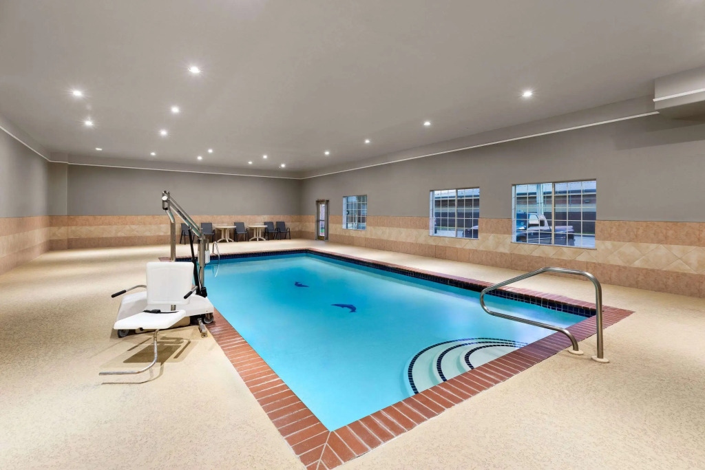 La Quinta by Wyndham Deer Park
