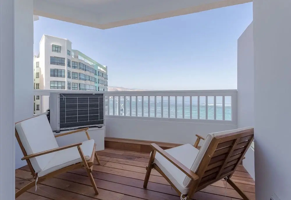 Luxury in frontbeach