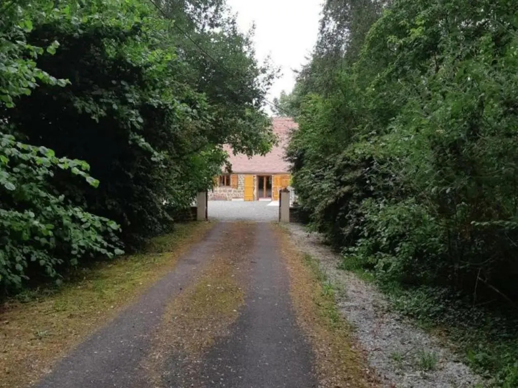 Maison de campagne spacieuse avec grand jardin, animaux acceptés - FR-1-497-99