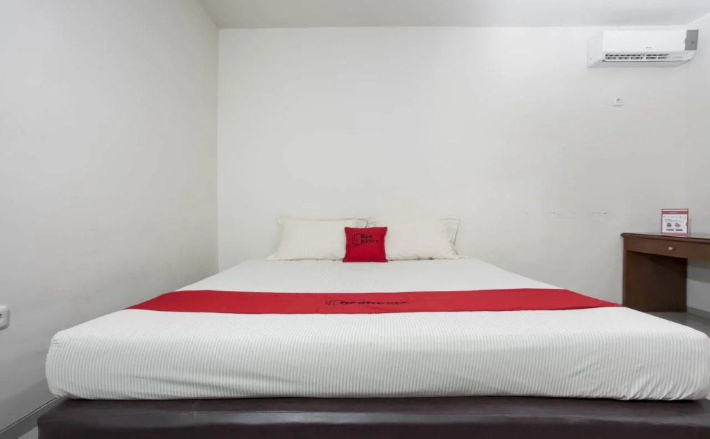 RedDoorz @ Panglima Sudirman Surabaya