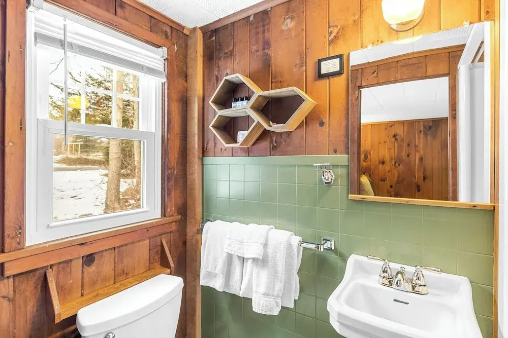Phoenicia Lodge