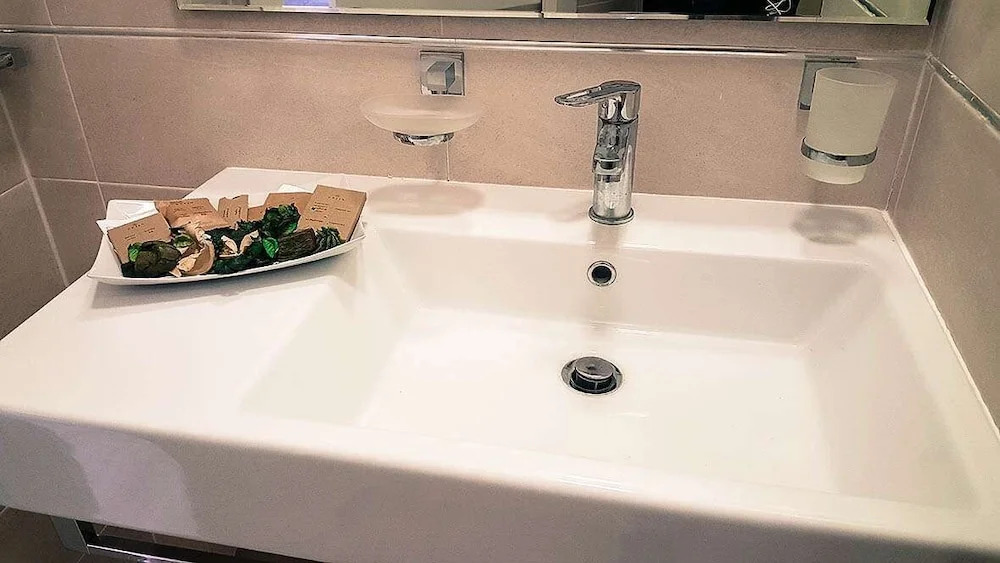 Residenze Serventi Longhi