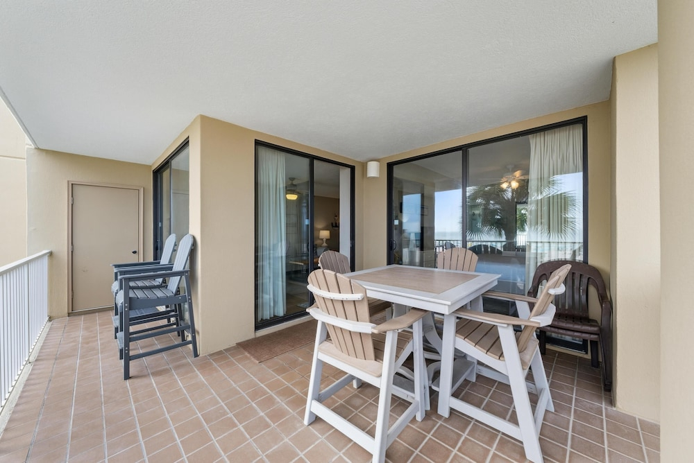 Romar Place 202