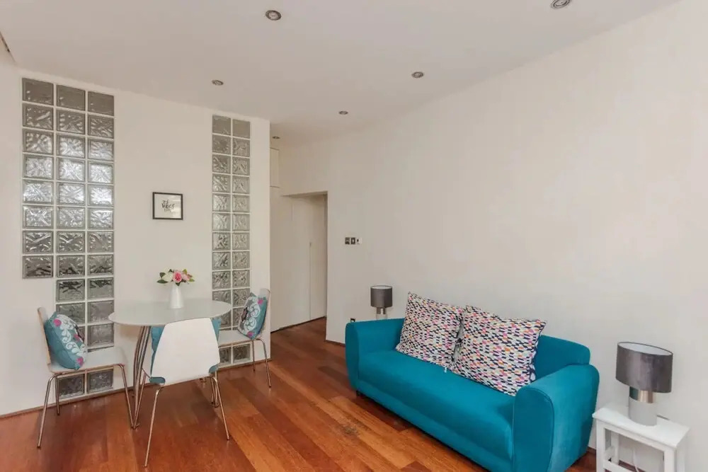 Central 1 Bedroom Flat Near Buckingham Palace