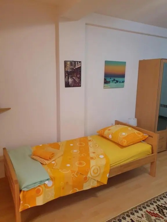 Apartments Kira