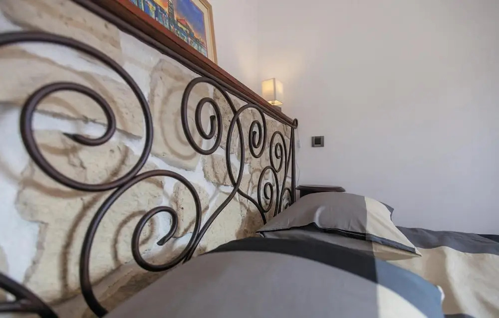 Beautiful Home in Zvecanje With 1 Bedrooms, Wifi and Outdoor Swimming Pool