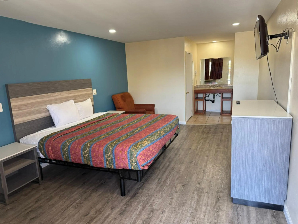Anaheim National Inn