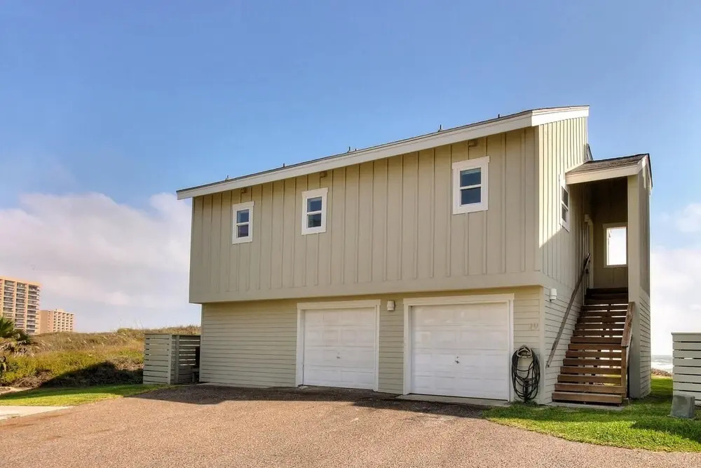 Beachfront Paradise Lc19 3 Bedroom Home by Redawning