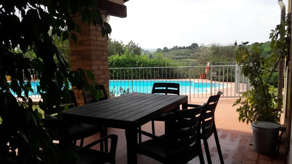 Agriturismo Il Pino - Tuscany Italy - Apartment Cipresso