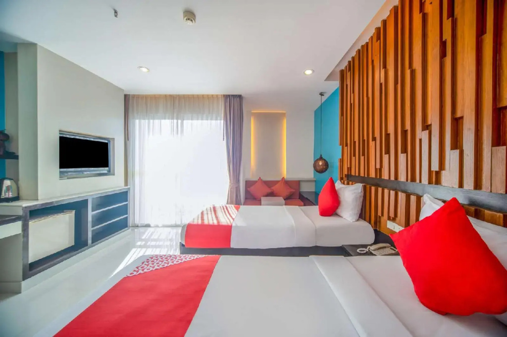 I Dee Hotel