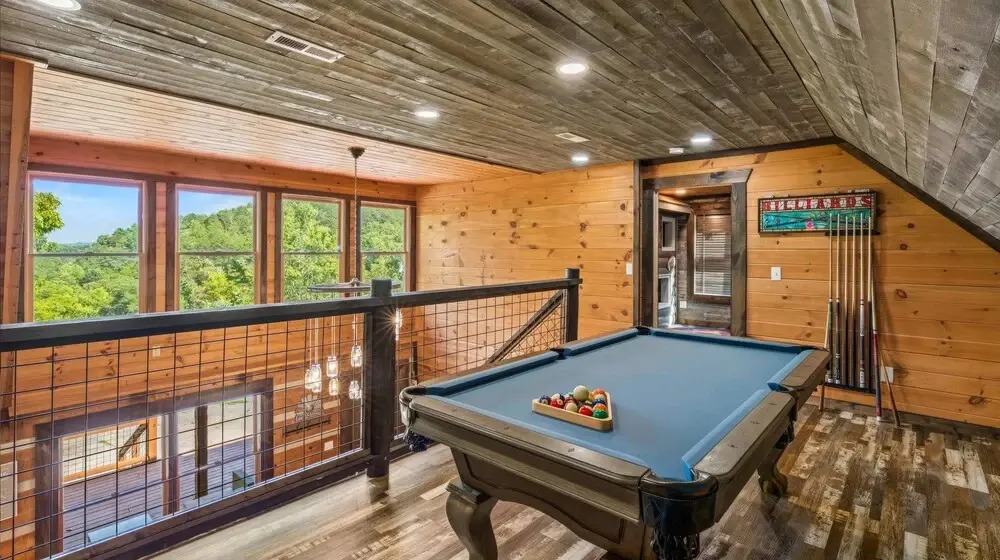 Luxury Cabin With Mountain Views Pigeon Forge
