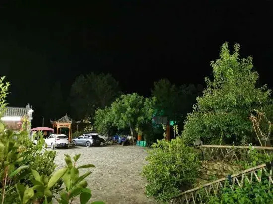 Tiantangzhai Laozhujia Farmhouse Inn