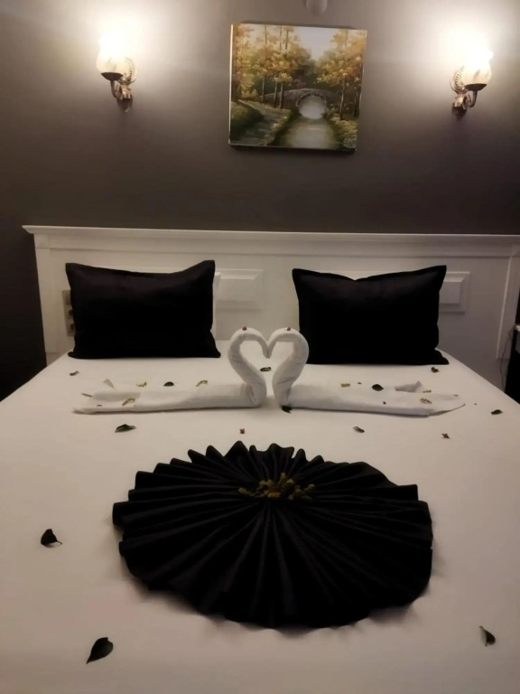 Uckale Hotel