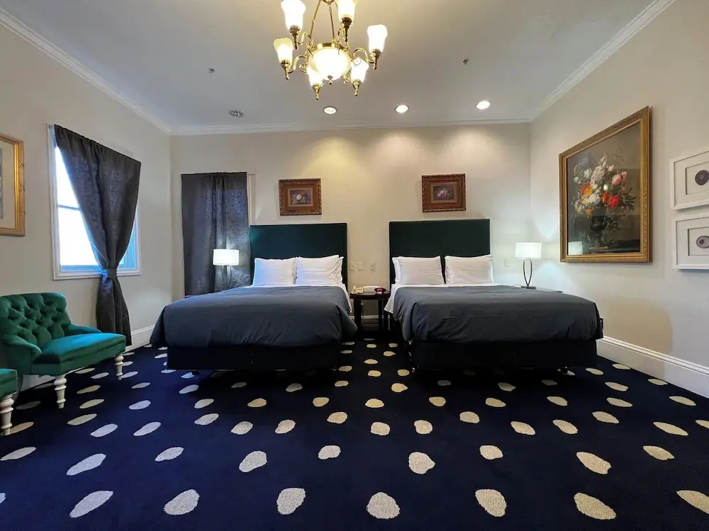 The Sterling Hotel