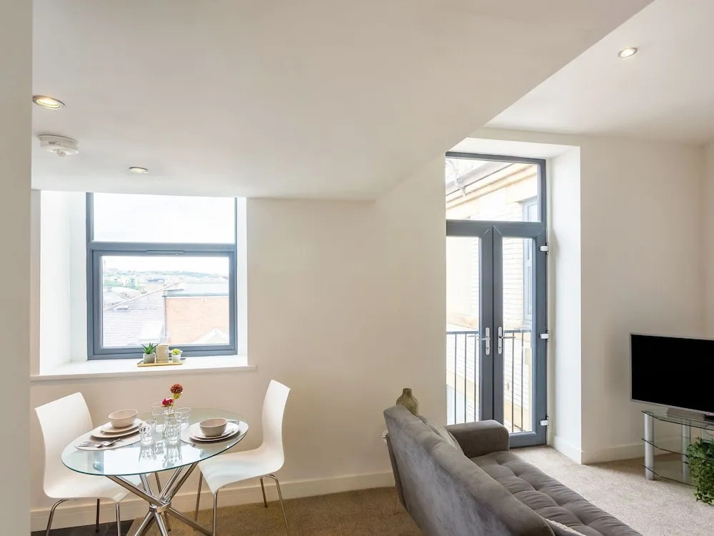 Snug Holiday Home in Bradford With Balcony