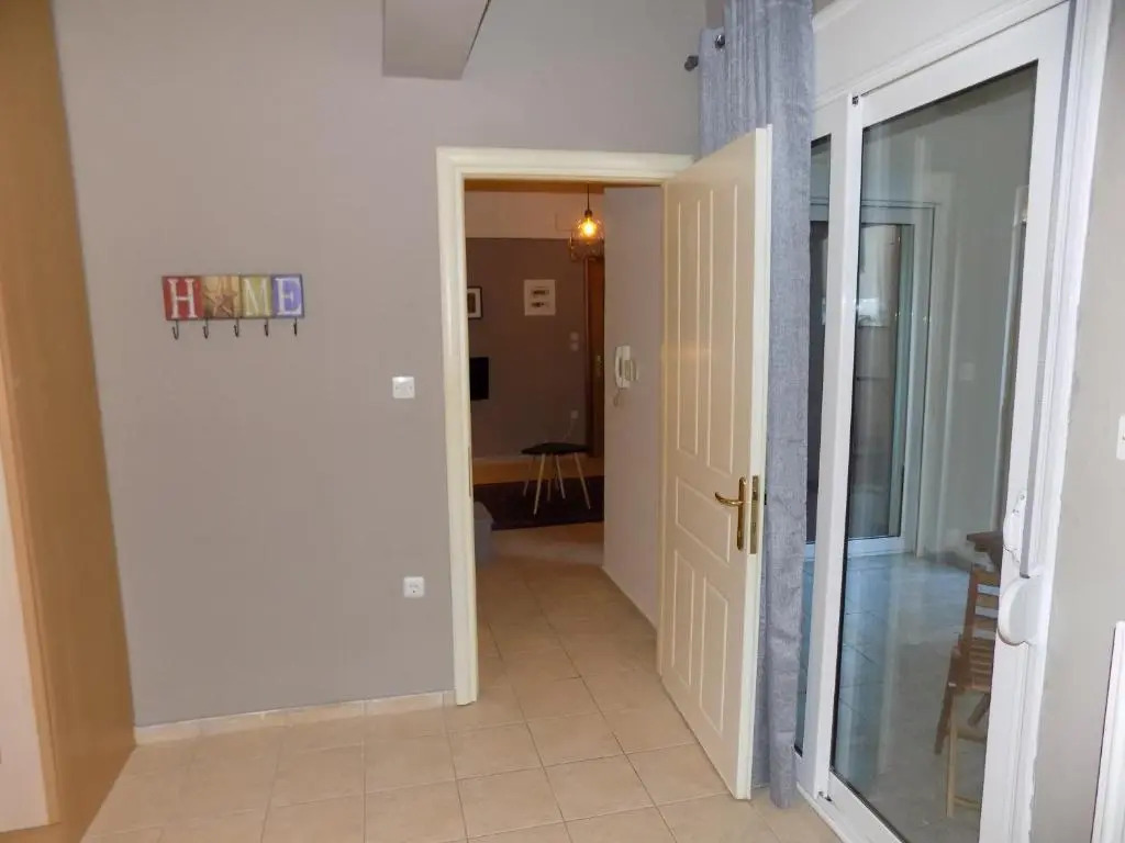 George's Apartment in Volos area