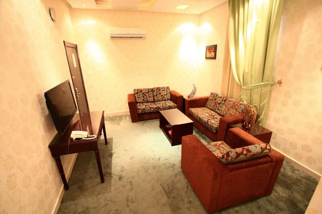 Rest Night Hotel Suites- AL Falah
