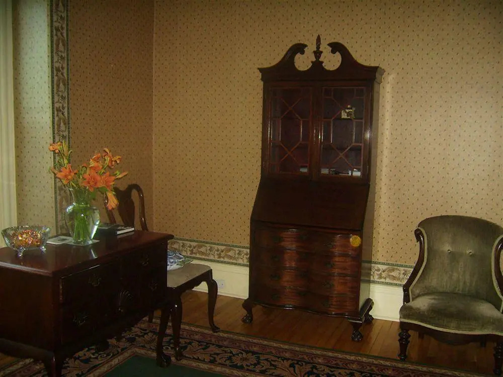 Ascendence Halifax Bed & Breakfast