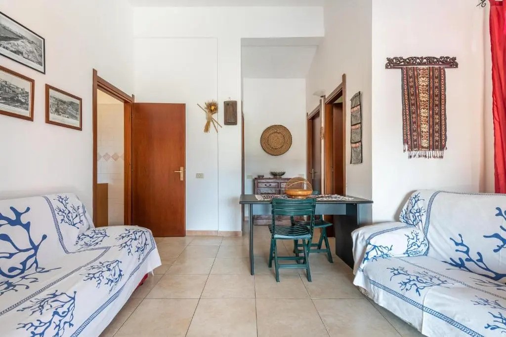 Villa Tonina 600 mt dal mare