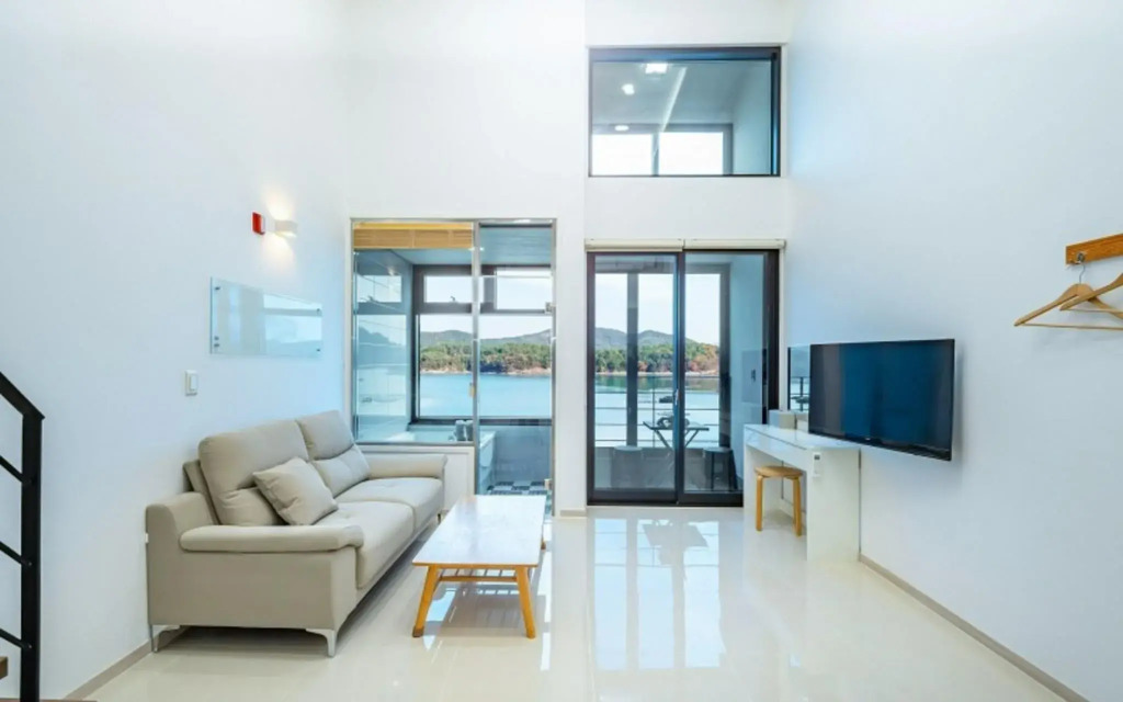 Yeosu K Park Pension