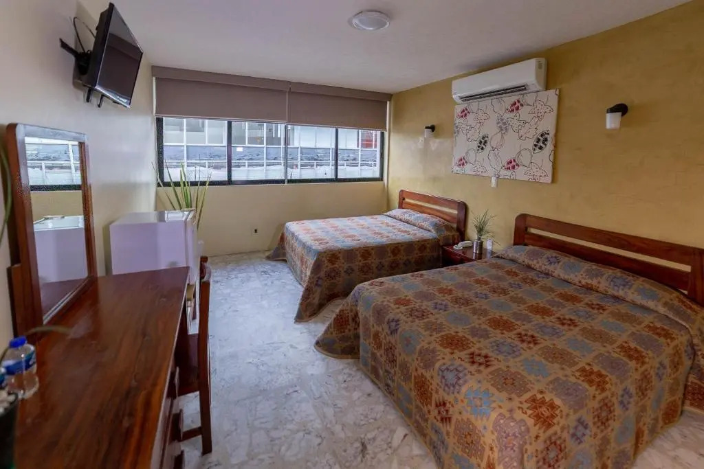 Hotel Plaza