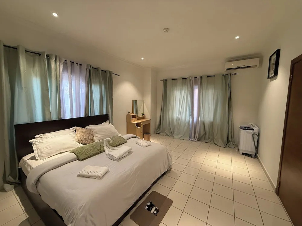 Mayama airport apartment