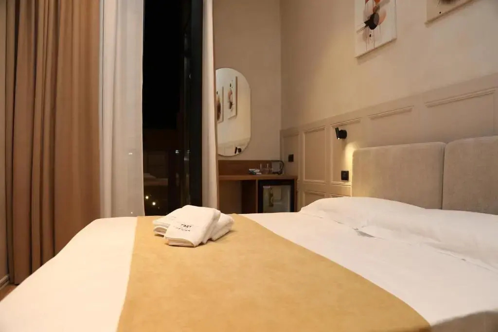 Z art Hotel