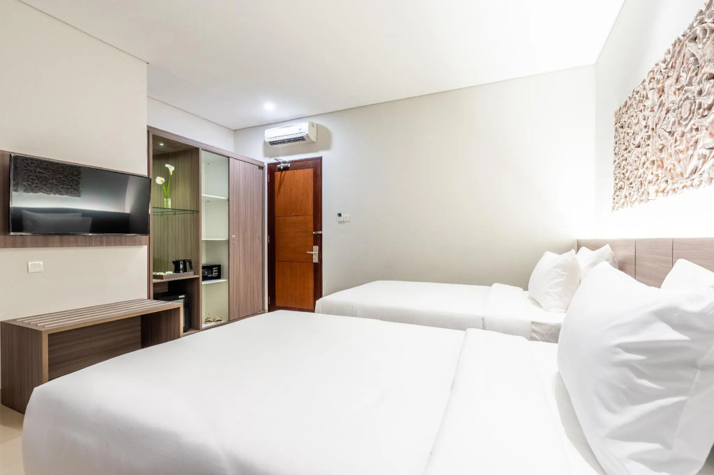 Palette Signature Hotel
