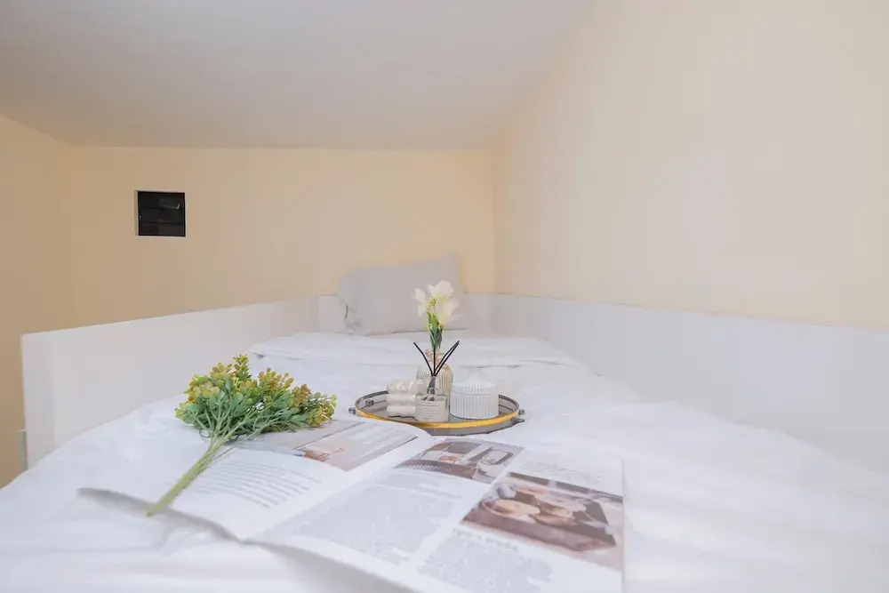 Homey 2Br Apartment At Cinere Resort Near Cinere Mall