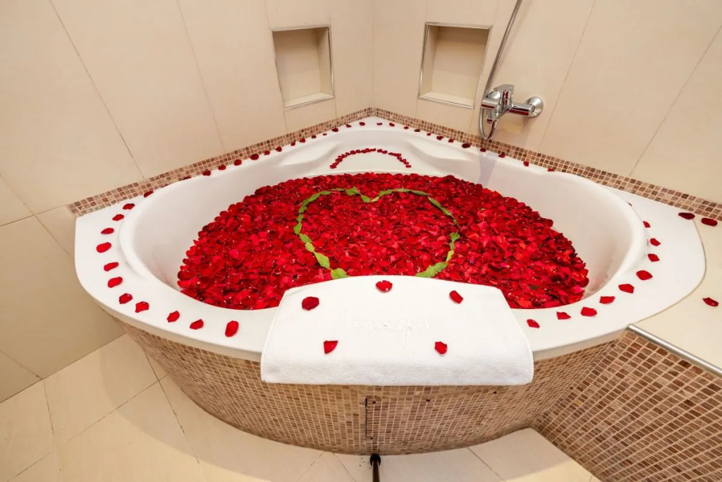 Enashipai Resort & Spa