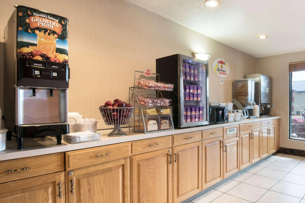 Super 8 Rapid City/lacrosse St