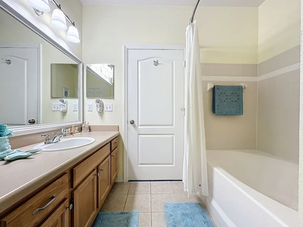 Two Bedroom Condo in Kissimmee Near Disney