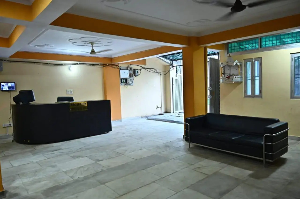 Hotel Shree Kashi Inn