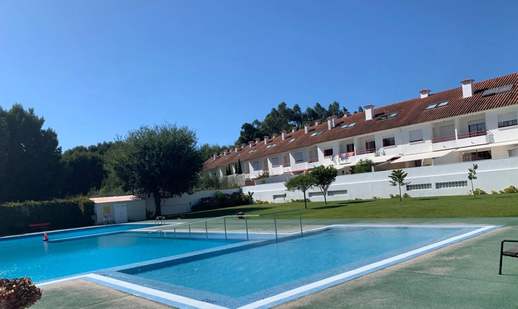 Apartamento con piscina en el centro de Sanxenxo