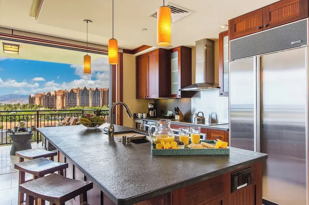 Hale Leilani Ko Olina Beachfront w/ Views!