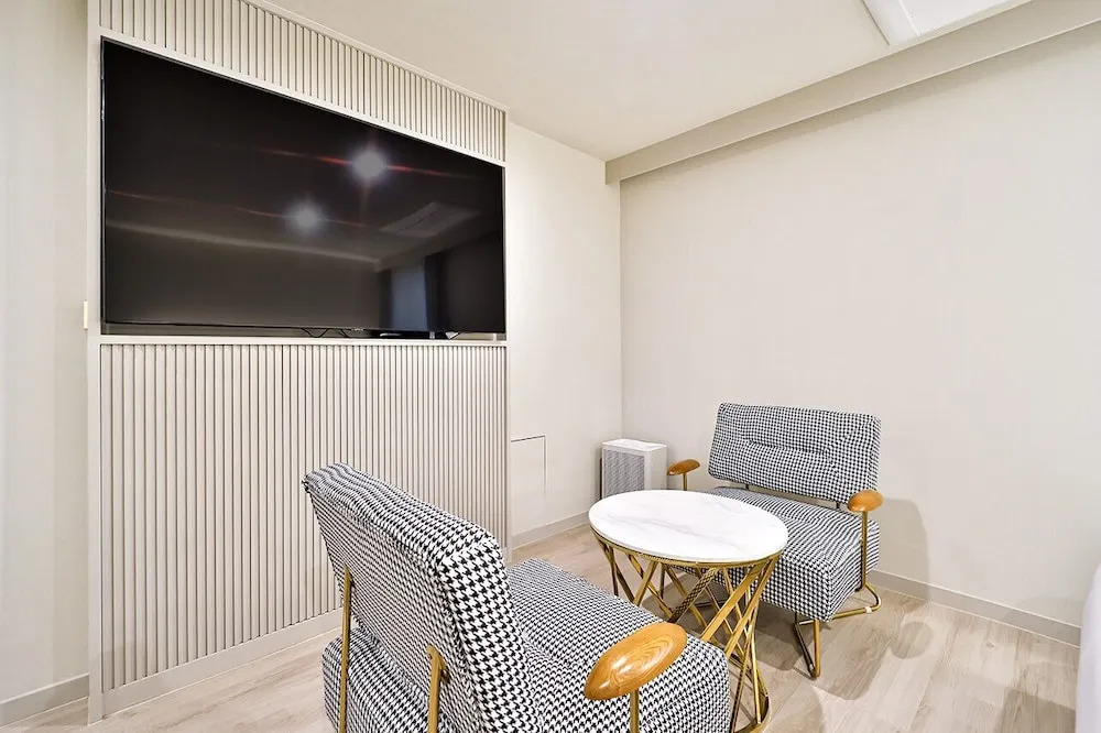 Denbasta Hotel Daeyeon