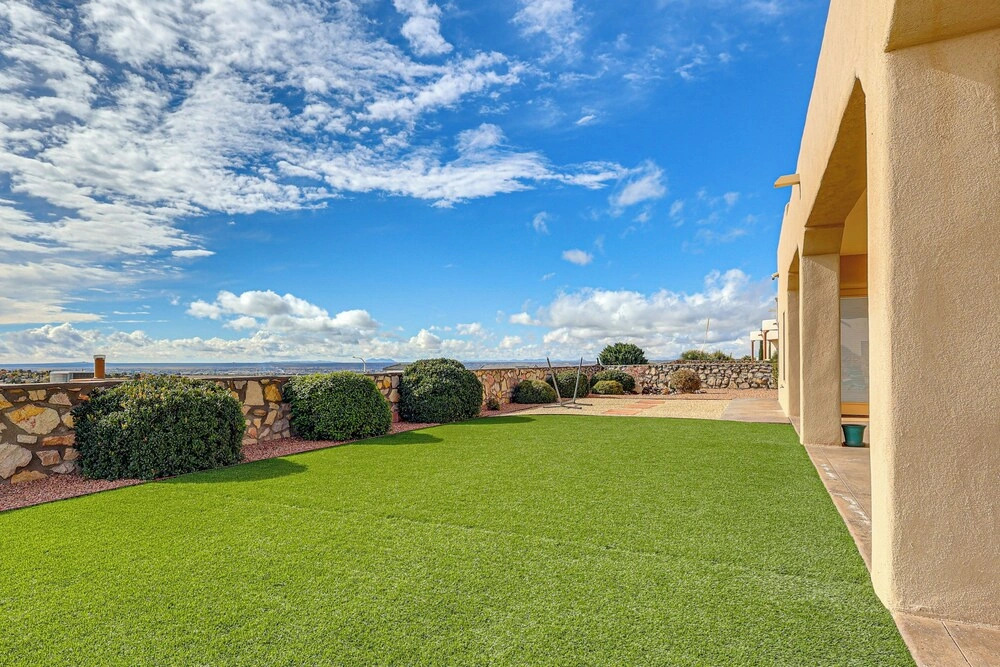 Las Cruces Home w/ Mountain Views & Private Pool!