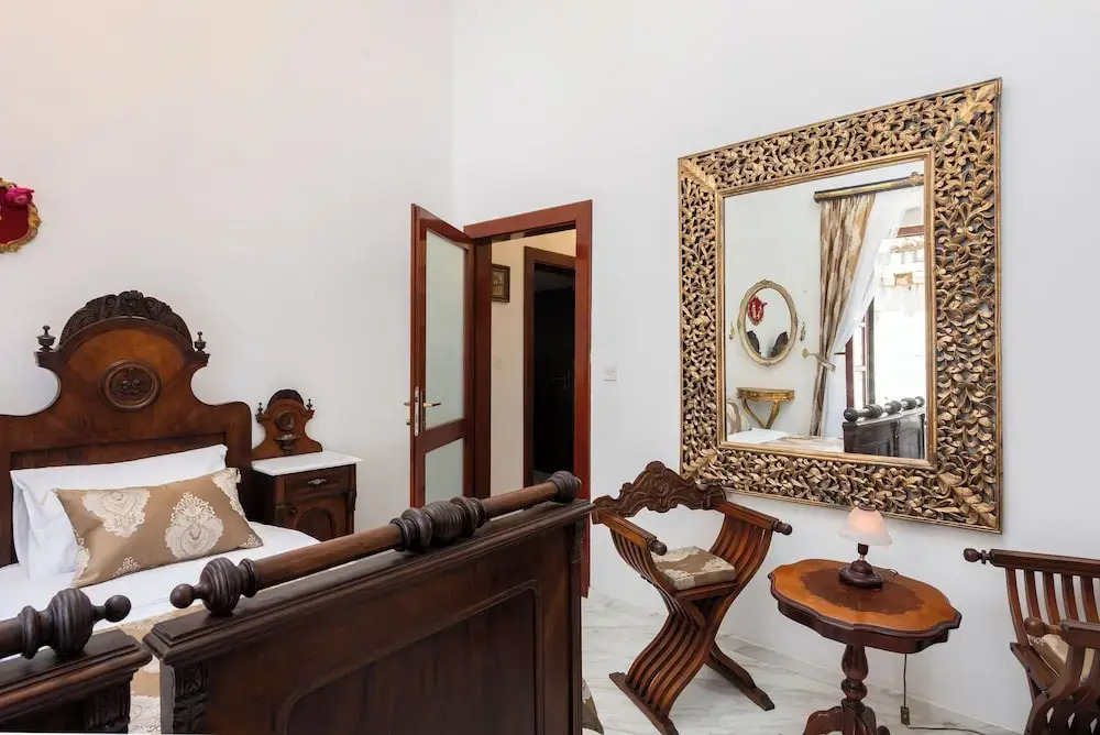 Baroque Room