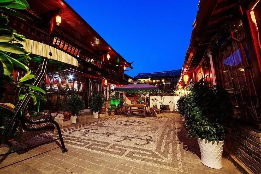 Man Yue Inn